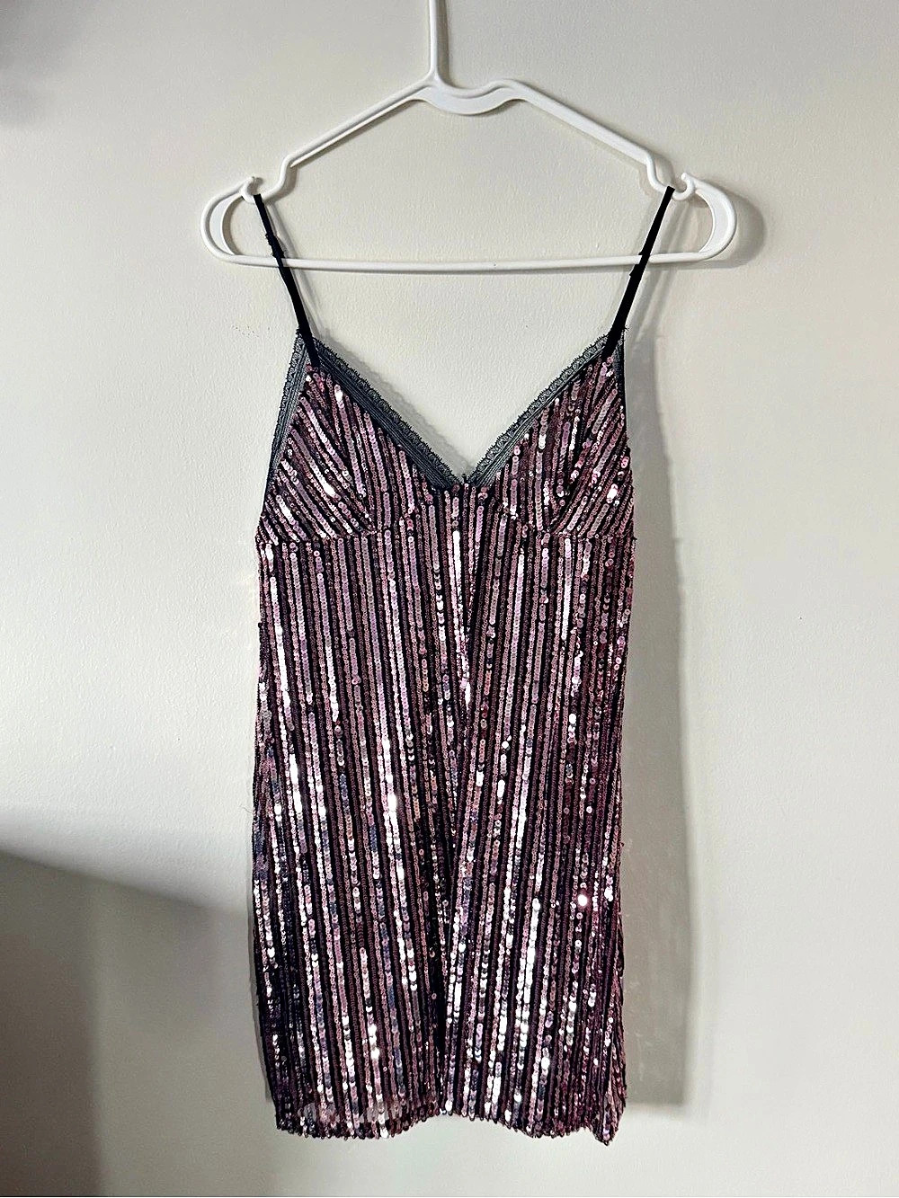 Fashion Nova Lila Lace Trim Sequin Mini Dress Black & Pink Like New